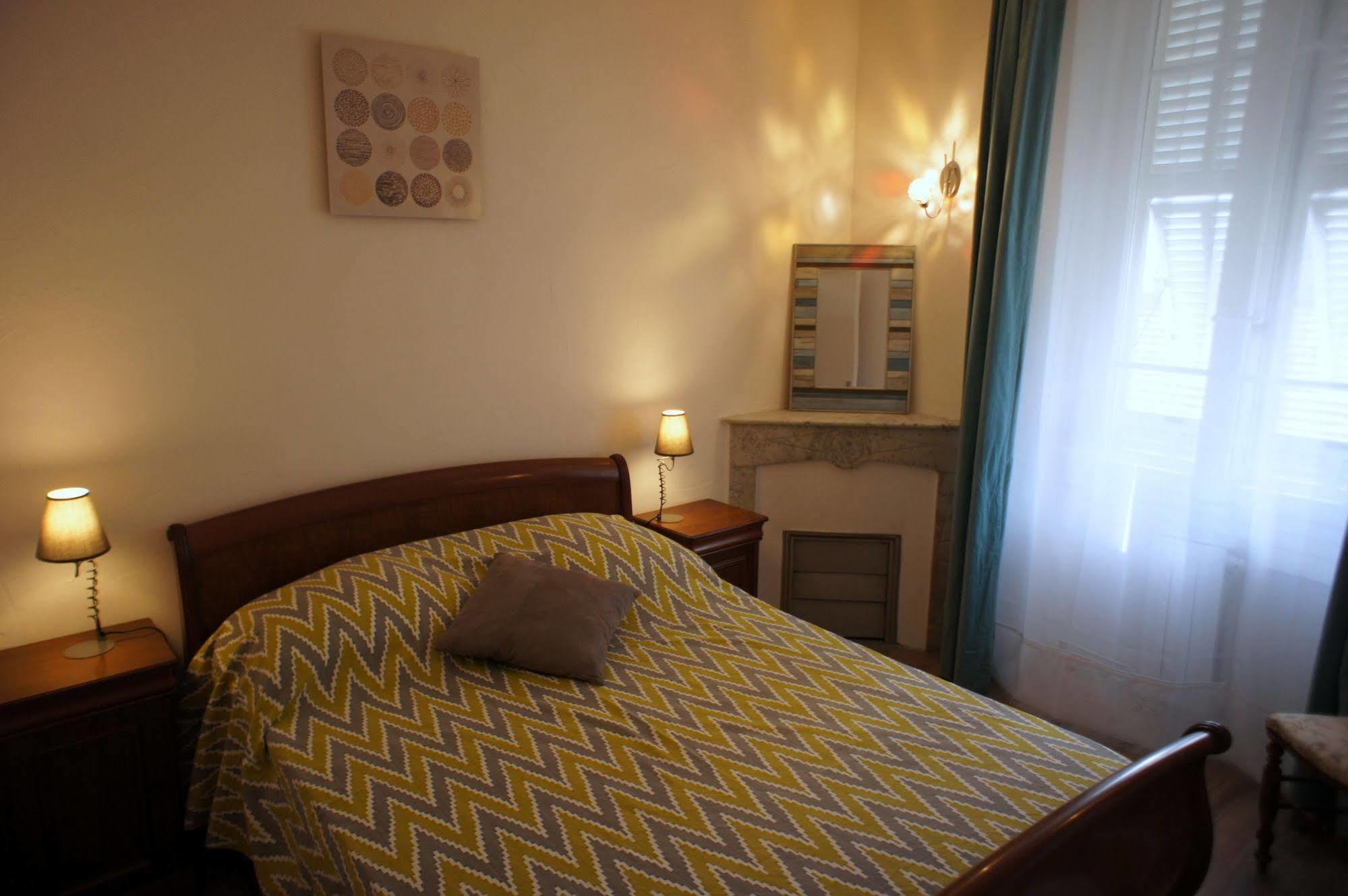 Zeperfectplace - Vieux Nice Garibaldi 3 Chambres Eksteriør billede