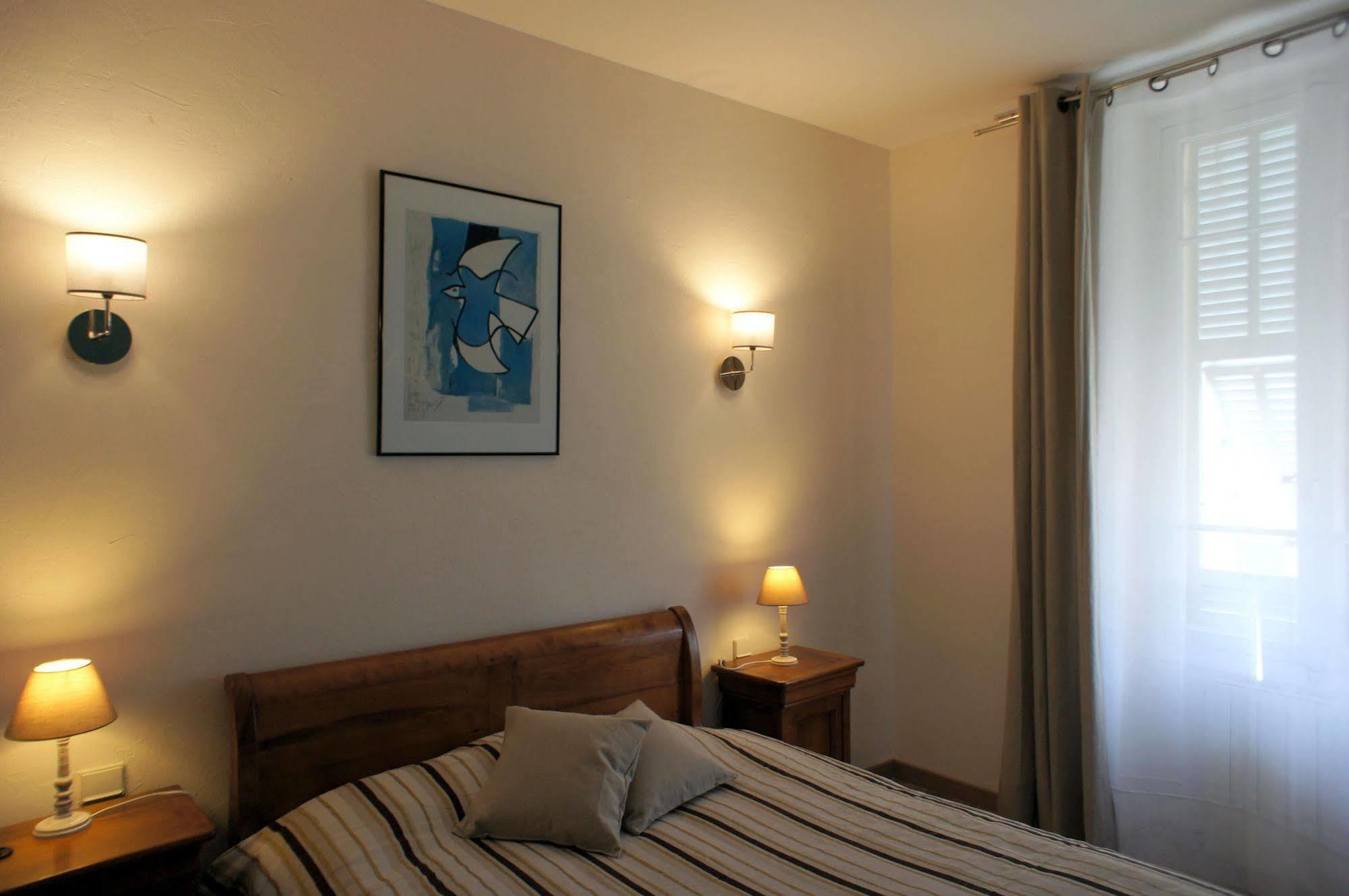 Zeperfectplace - Vieux Nice Garibaldi 3 Chambres Eksteriør billede